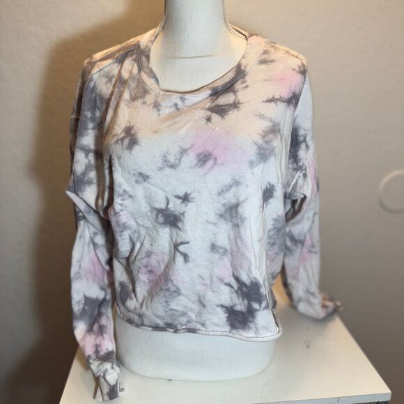 Colsie tie dye sweater - Picture 1 of 4